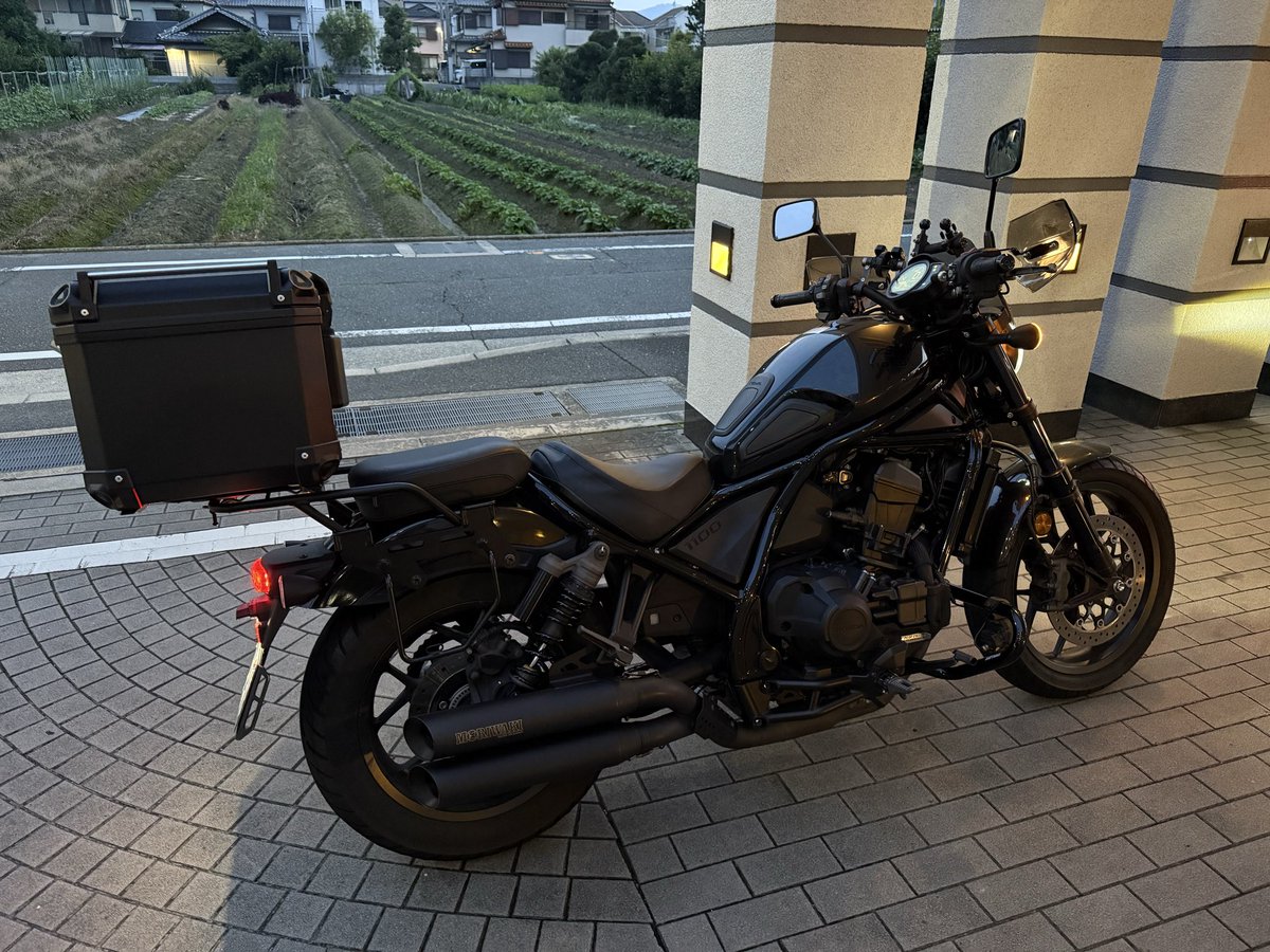 Rebel1100_Usao's tweet photo. 7月1日(水)
4時49分☁️
おはようございます😃
ツーキングです🏍️
週の真ん中で
身体もダル重なので
無理せず頑張ります😊
ツーキングの方も
ツーリングの方も
今日も一日、ご安全に😊 https://t.co/njyyXH1PPV