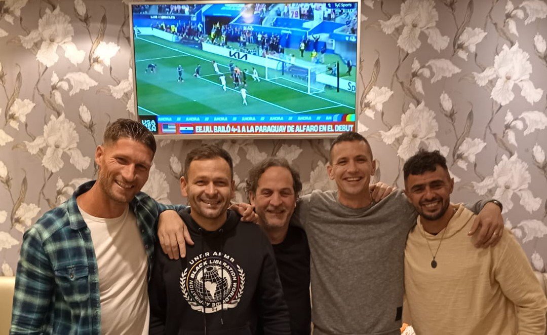 MORON2024's tweet photo. SIEMPRE LOS GOLES DE AKERMAN

Vuelve el fútbol.. y El Gallo se mide con El Dragón,  en el partido número 93

Hasta hoy 36 Victorias de Deportivo Morón y 26 de Defensores de Belgrano (que desde 2018 no lo vence en el Bajo), 30 PE.

El Máximo goleador: Damián Akerman, con 12 goles. https://t.co/wc9G8iboPL