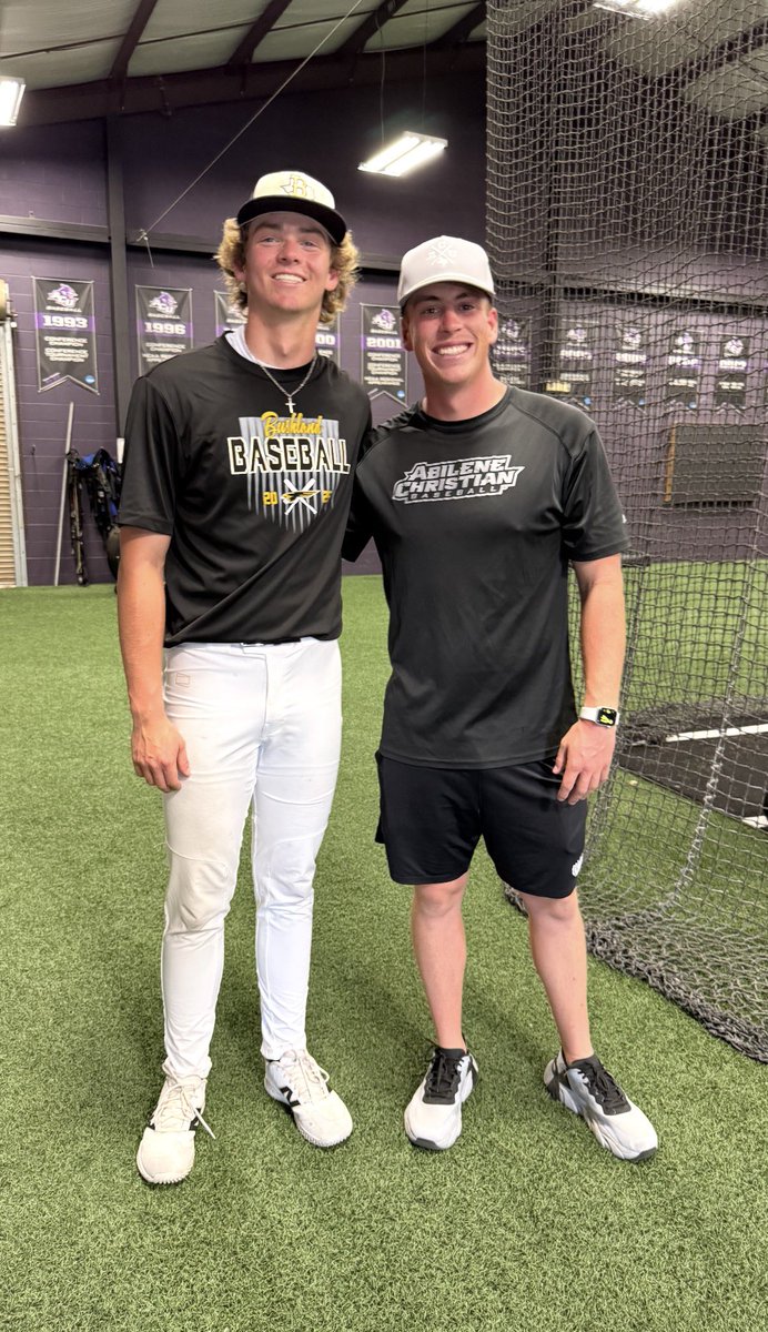 breckenhouchin's tweet photo. Had a great time at ACU camp today! Thank you to all the great coaches that poured knowledge into me this afternoon. @Popham_Casey_5 @MattFrappier @rick_mccarty31 @BlazeLambert https://t.co/2xs9S9jcAb