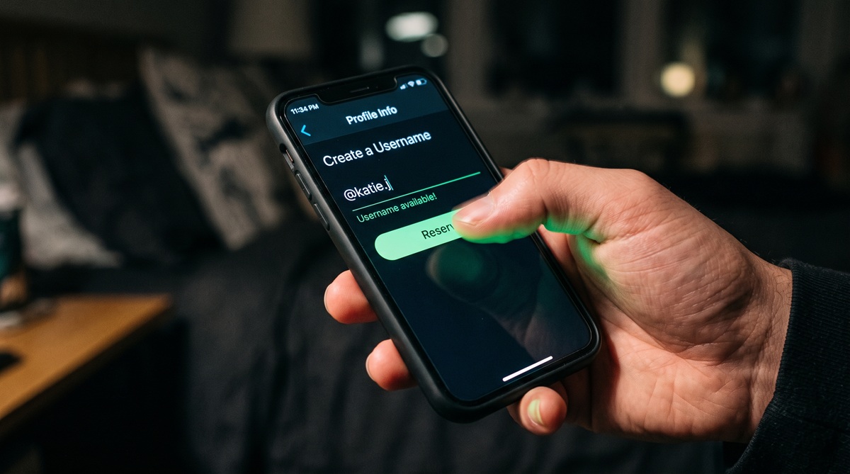 BestForAndroid_'s tweet photo. 🔥📞 #WhatsApp Begins Rolling Out #Usernames, Reserve Yours Now To #HideYourNumber

WhatsApp usernames are live for reservations right now. Your number stays #private, your #handle becomes your identity.

Go claim your perfect username right now before someone else grabs it. 🏃🏻 https://t.co/jEXhY5jLxX