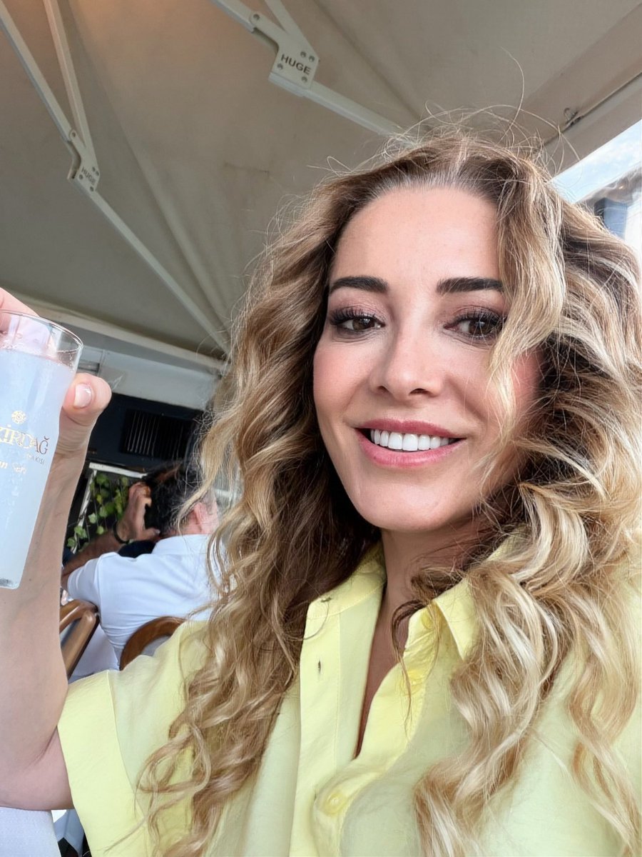 Shdolibomlove's tweet photo. Every new photo is another reminder of how effortlessly gorgeous you are 🥹🤍
#DolunaySoysert https://t.co/SFiHIWdUD2