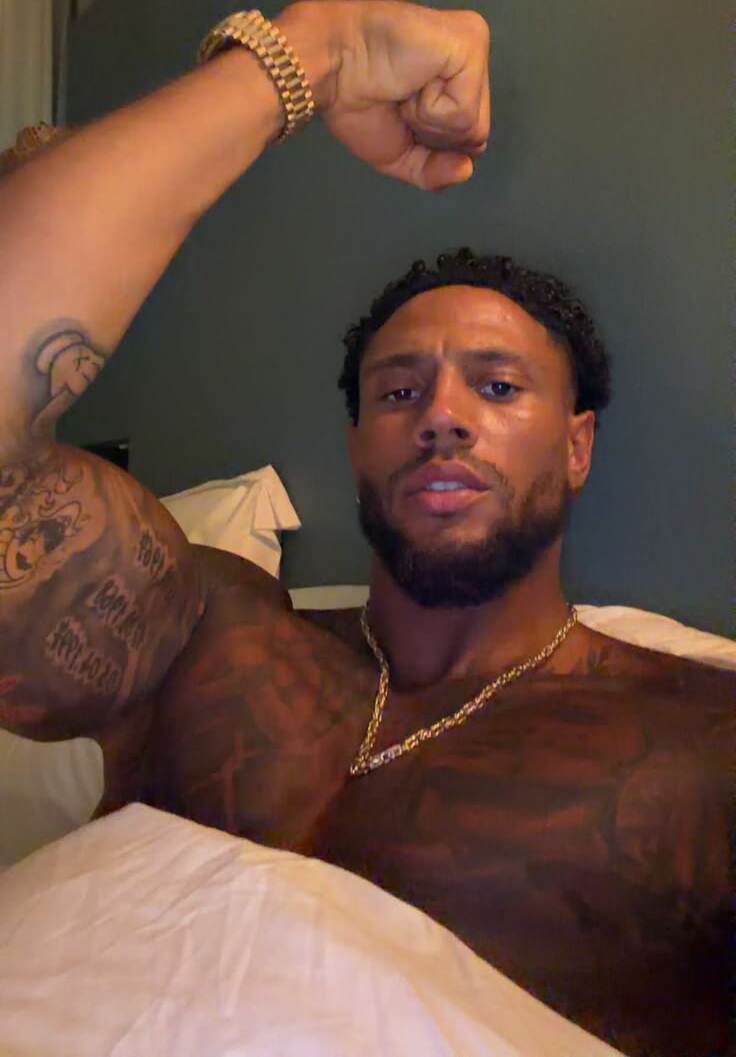 lovsdilfs's tweet photo. his chest is my pillow https://t.co/bXfk3coxiP