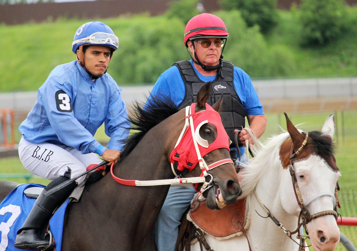 JimmyNeubs's tweet photo. Jocks Day 1 @HorsemensPark https://t.co/WvQQIlKFHJ