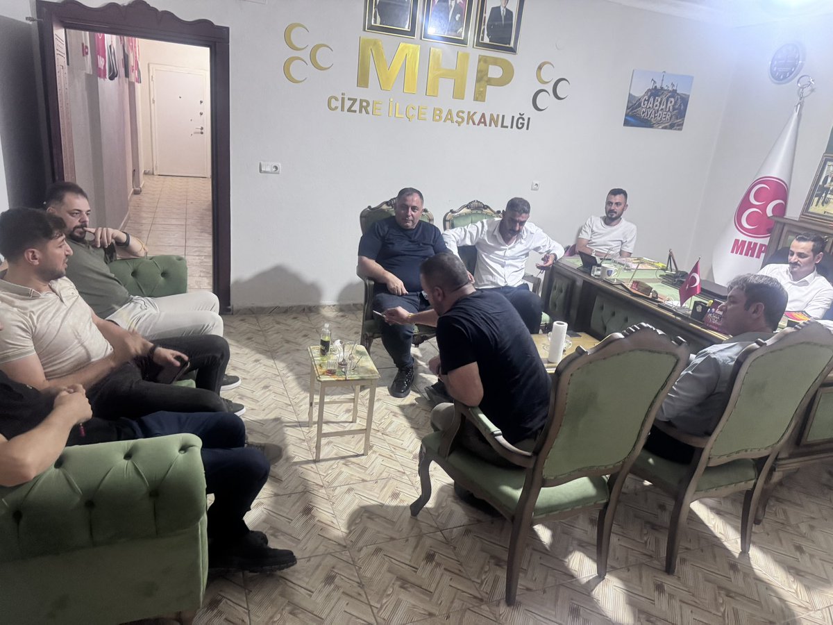 MhpCizre73's tweet photo. İlçe teşkilatımızın aylık olağanüstü toplantısını gerçekleştirdik. Toplantımızda gündemdeki konuları değerlendirerek teşkilat çalışmalarımız hakkında istişarelerde bulunduk. Alınan kararların hayırlara vesile olmasını diliyoruz.

@MHP_Bilgi https://t.co/V4rcsgK2DA