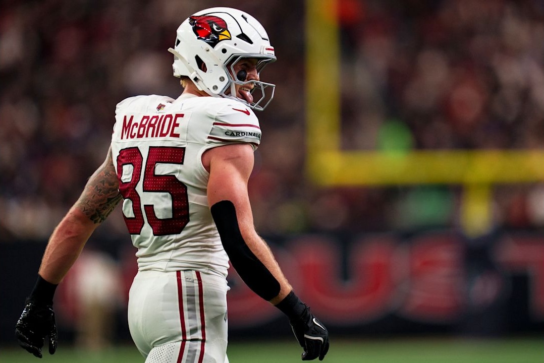 SleeperAZCards's tweet photo. "I love Arizona, man. There's nothing about the place that I hate. Obviously wish we won more games, but it's a special place. I love being there, and hopefully we'll turn it around."

Trey McBride on the Arizona Cardinals

(via @BussinWTB) #RiseUpRedSea https://t.co/9AOebVwV0o