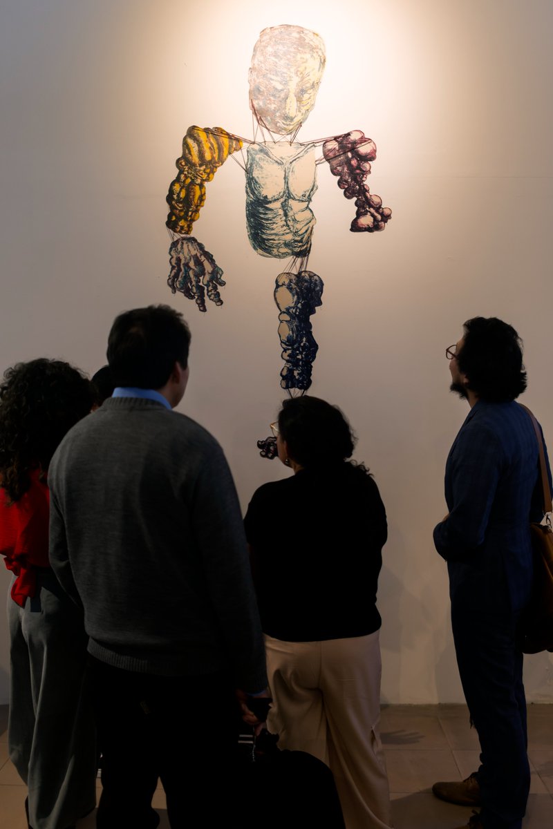 BorisWeber's tweet photo. El talento joven merece espacios para crecer, crear y conectar con la sociedad.

Fue un honor inaugurar la novena edición de #ArteDesdeLaAcademia, una iniciativa conjunta con @lacentralec que visibiliza el talento emergente y acerca el arte a la comunidad. https://t.co/9sO4SwJFlS