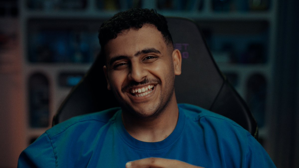 ألعاب ثمانية tweet media