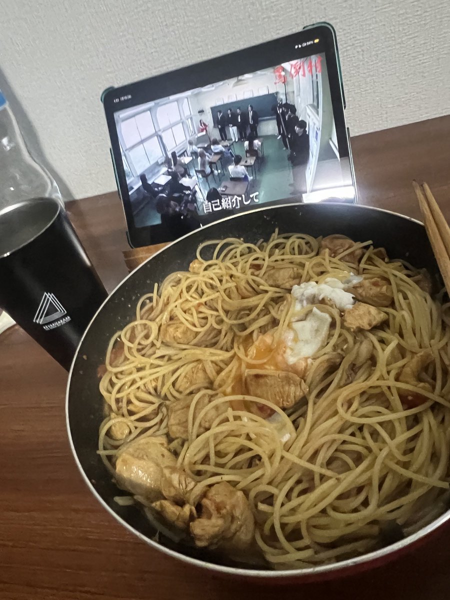 tonkotu_0727's tweet photo. 本日の豚の帽子亭🍳
『トマトソースのパスタカレー風味』
トマトベースにカレーのスパイスを入れて
カレー風パスタに!
せーのがさんハイ!
いただきます🙏
#料理男子 #料理好き #深夜営業
#Buddies料理部 #SCOPIST #ラフリ隊 https://t.co/sQH0XBq24x