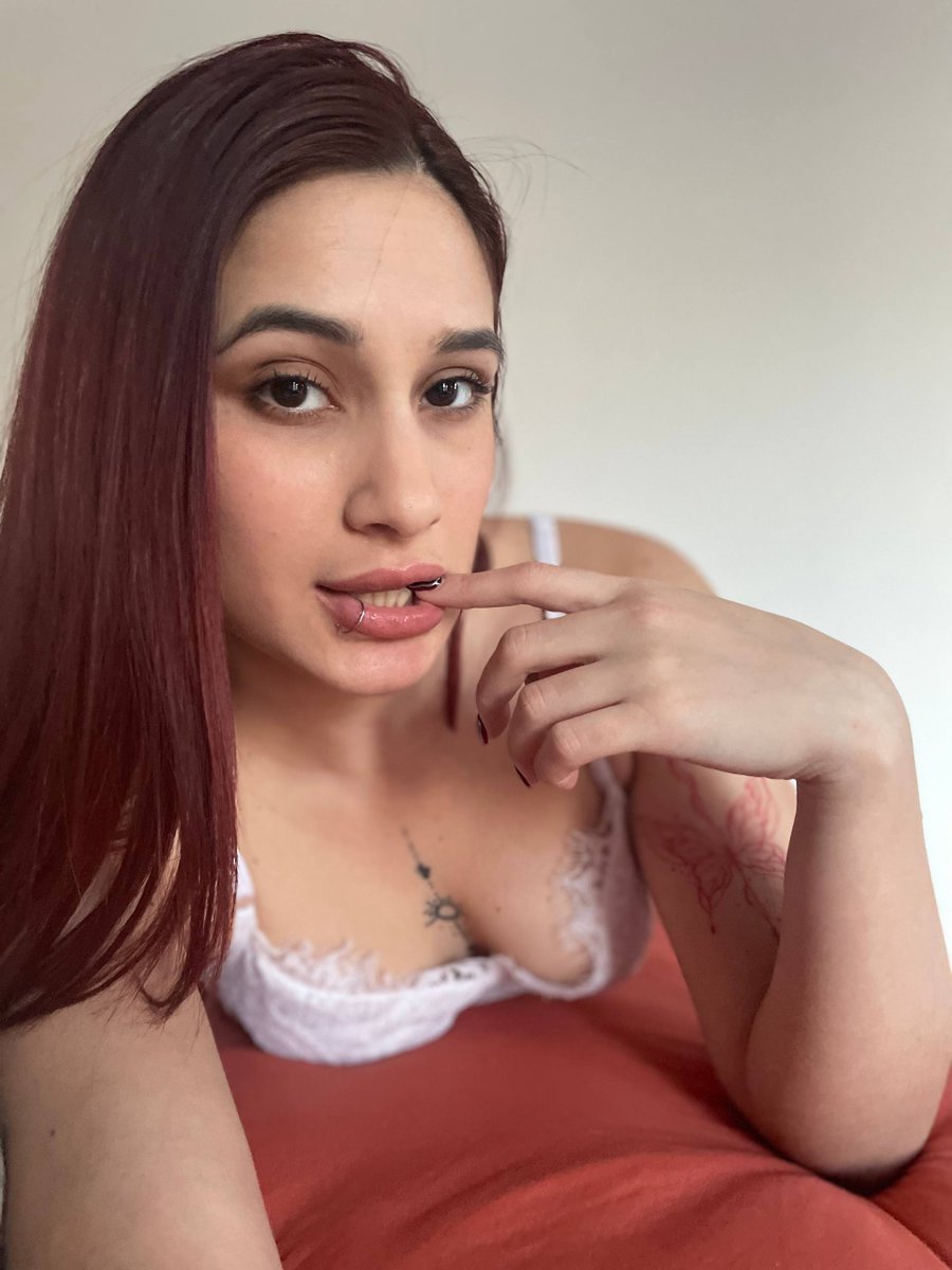 AngelaxCute's tweet photo. You'll think about this post tonight. I know you will.
#Tease #LatinaModel #NSFW #OnlyFansGirl #SpicyLatina https://t.co/XnVjWqSzQc