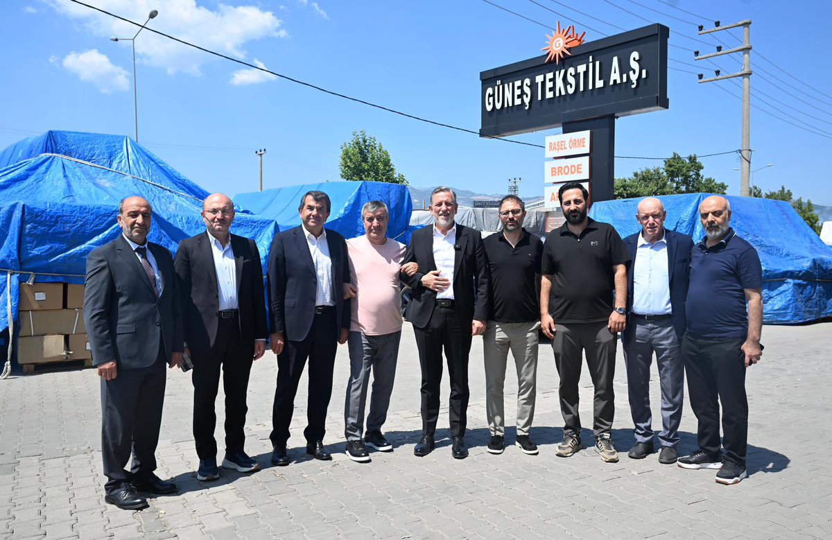 ibrahim_Burkay's tweet photo. 2030 Vizyonumuza giden yolda sektörlerimizle birlik ve istişare içinde olmak bizlere güç veriyor. Bugün Kestel ve Barakfakih’te tekstil sektörümüzün değerli temsilcileriyle bir araya geldik. https://t.co/hH3GTfGUvB