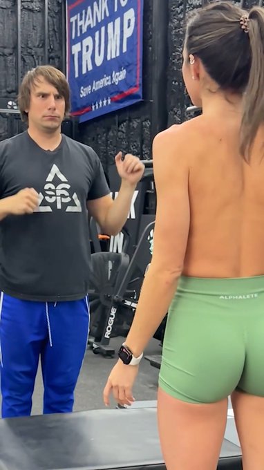 Bryce Adams 💋 - But shirts weigh you down 🤷‍♀️ https://t.co/czIMXh8Ben