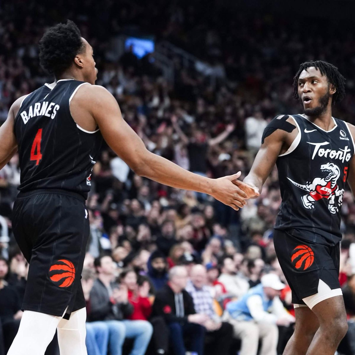RTNBA's tweet photo. The Raptors potential roster next season:

PG: Immanuel Quickley
SG: RJ Barrett
SF: Kawhi Leonard
PF: Scottie Barnes
C: Jakob Poeltl

Bench:
• Jamal Shead
• Ja’Kobe Walter
• Jamison Battle
• Allen Graves
• Collin Murray-Boyles
• Jonathan Mogbo
• Trayce Jackson-Davis
• Jaden Bradley