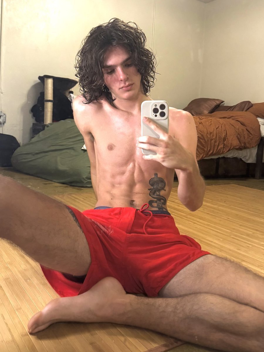 Ohbones's tweet photo. How do I look 1-10
Telegram 👇 
https://t.co/ui8mX1tkv2 https://t.co/4LbnFtD5TJ