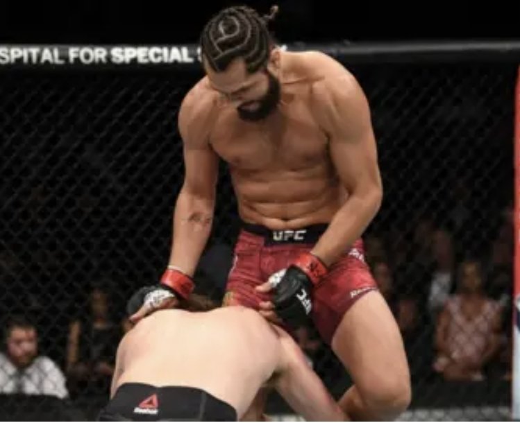 GEire85's tweet photo. @abo7zrh @boxingfx1 Ok.......😐 https://t.co/KkAv0hImcP
