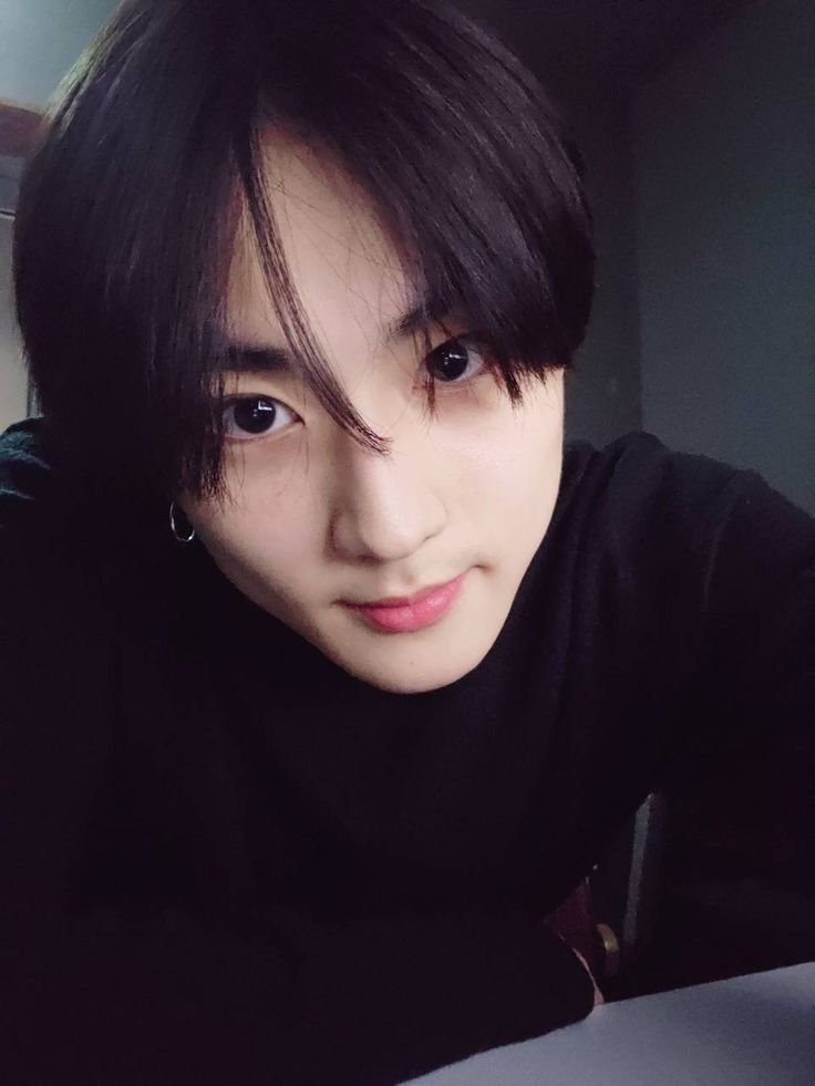 emo_birlik01's tweet photo. 23.03 Tag Postu🫶🏻

abi bu hava ne boyle sıcaktan basım donuyo yeter artık bunaldım

#OurPrideJungwon
#BELIFT_stand_for_Jungwon https://t.co/tBCzaVB1uz
