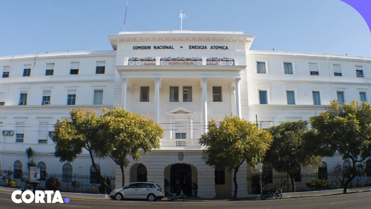 somoscorta's tweet photo. La Asociación de Profesionales de la Comisión de Energía Atómica y la Actividad Nuclear rechazó que hayan echado al 20% del personal del organismo y afirmó: "Pone en riesgo décadas de inversión en el sector".

https://t.co/UgSv4IW2UV https://t.co/0B6g0uxk1X
