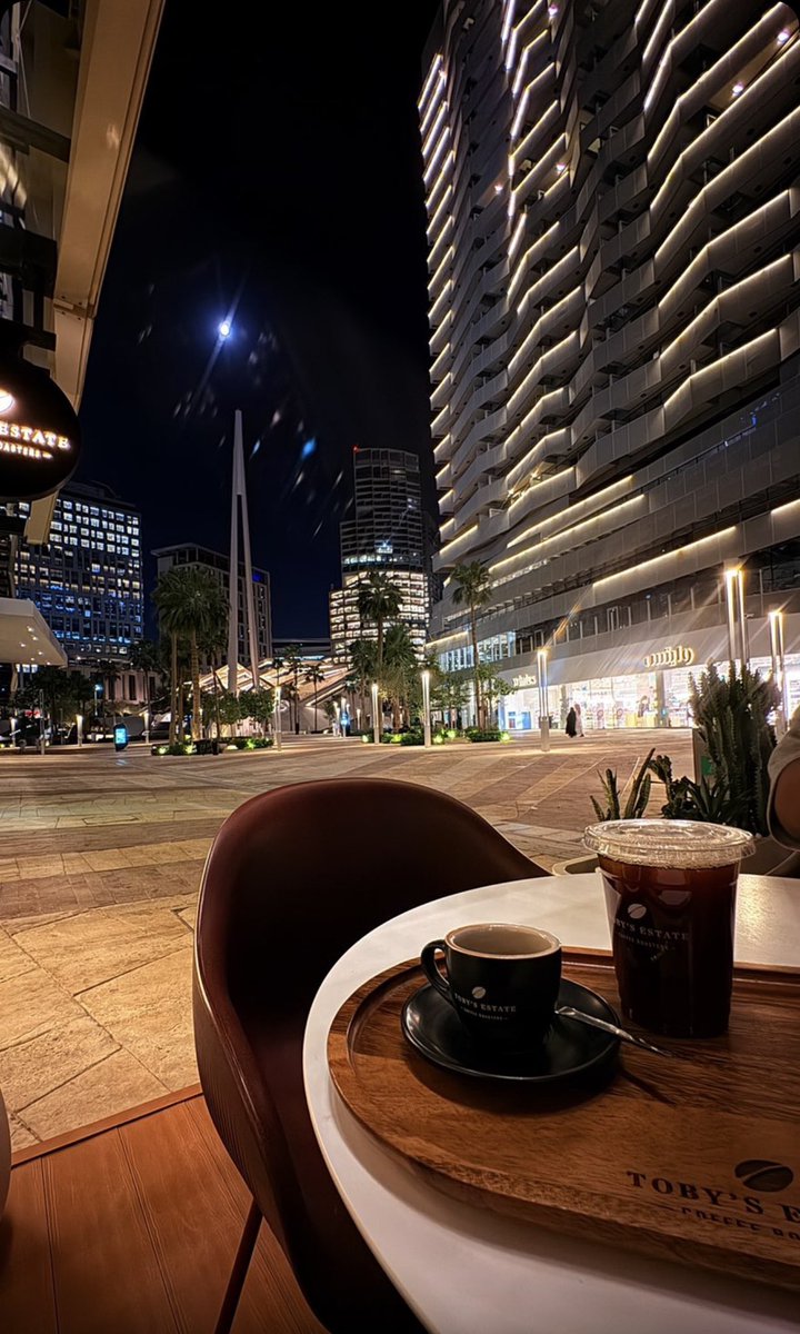 itota_0's tweet photo. ☕️🎻✨🎇 https://t.co/PezGTWFpfR