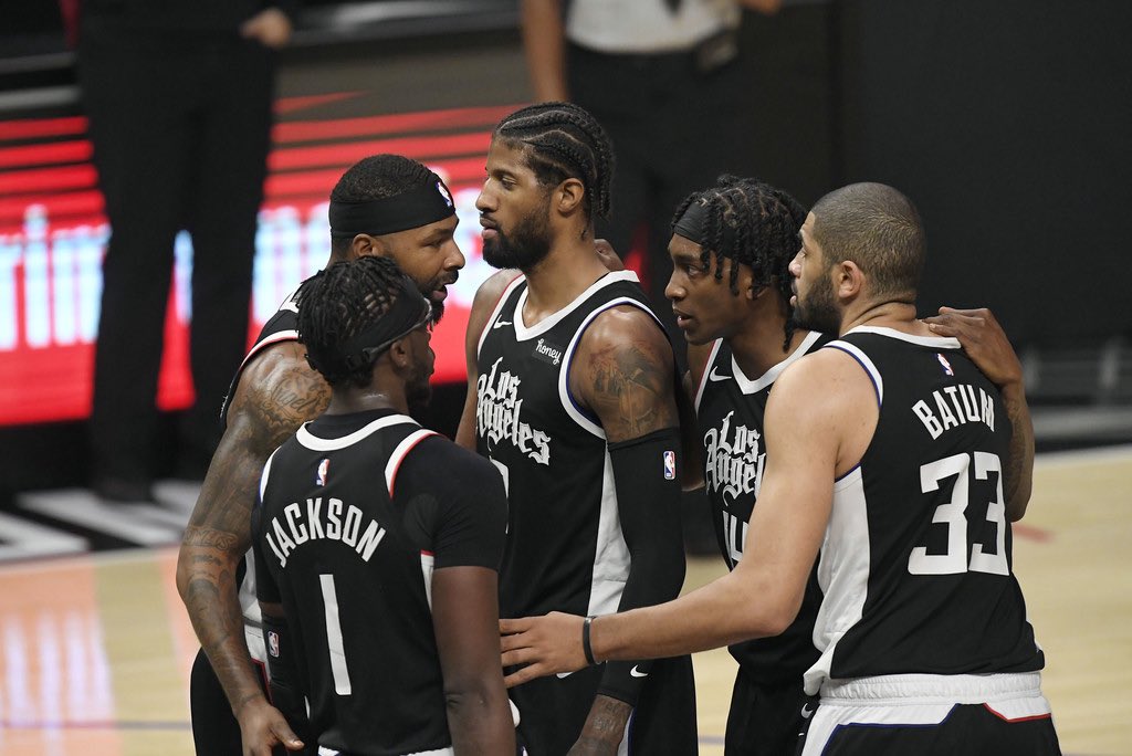 ClippersARG_'s tweet photo. Por si quedaba alguna duda: Nunca en mi vida voy a superar a los Clippers de la temporada 2020/21.

Joe Ingles me arruinó la vida. https://t.co/KZsXX8VMeC