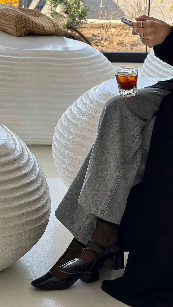 seksa2's tweet photo. ʟᴀᴛᴇ ʀᴀɴᴅᴏᴍꜱ 🧊🖤 https://t.co/rii0HxNOC1