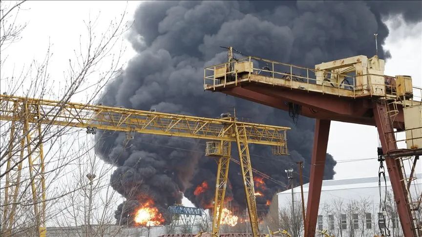MarioNawfal's tweet photo. 🇷🇺🇺🇦 Russia is now shopping abroad for gasoline

The Kremlin admitted it is in talks to import gasoline, a strange look for the world's second-biggest crude oil exporter.

Months of Ukrainian drone strikes have been hammering Russian refineries, and the home fuel market is cracking.

Putin himself admitted the shortage over the weekend, and rationing has already kicked in across several Russian regions and occupied Crimea.

A petro superpower lining up to buy fuel is the clearest scoreboard yet of what those drones are doing.

Source: Politico / Writer: Daniyal