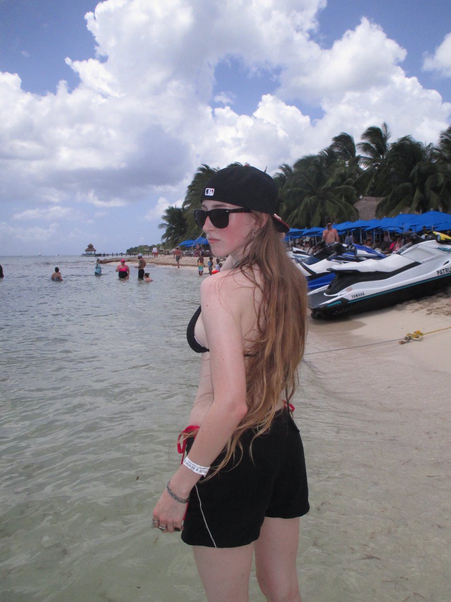daragrj's tweet photo. C🫶🏻ZUMEL 🇲🇽 https://t.co/GA0KjbtiSM
