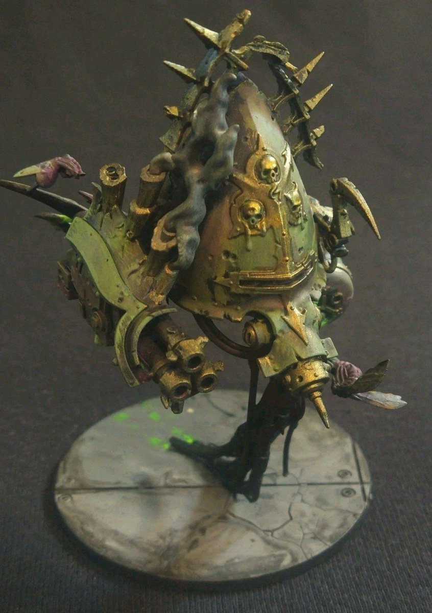 AzureJ12942's tweet photo. my cursed little hoverbucket
#deathguard #kitbash #nurgle #foetidbloatdrone https://t.co/0umYZMEBtJ