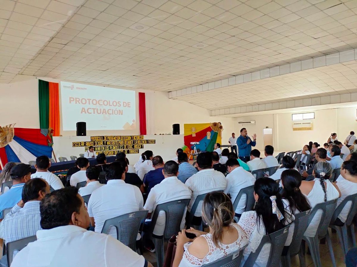 SETabasco's tweet photo. 📚 La #SETAB capacitó a 571 figuras educativas del Sector Escolar No. 08 en los protocolos de prevención, detección y actuación ante casos de violencia, acoso escolar, abuso sexual y maltrato contra niñas, niños y adolescentes.
https://t.co/kGYNhzBXQG https://t.co/KsnoOZoIxq
