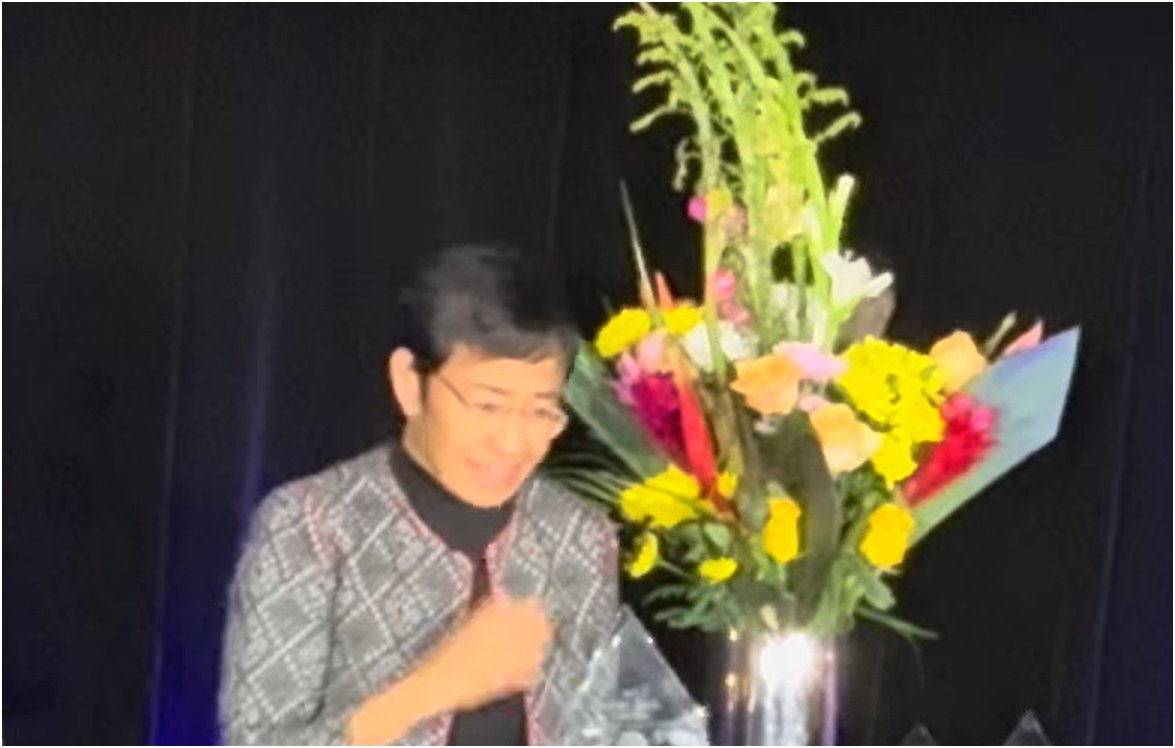 DanielPearlFdn's tweet photo. X
This weekend we were honored to join Maria Ressa as she received the Daniel Pearl Award for Courage and Integrity in Journalism from @lapressclub, introduced by Judea Pearl.

#MariaRessa #DanielPearlAward #TranscendHate   #Journalism #SharedHumanity #DanielPearlFdn https://t.co/WYltX0Bq0E