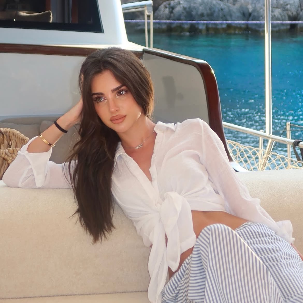 melooolife's tweet photo. كل مرة أشوفها أذكر ربي .. ذوقي بالجمال هي!✨ https://t.co/vGFXK0Tn0p