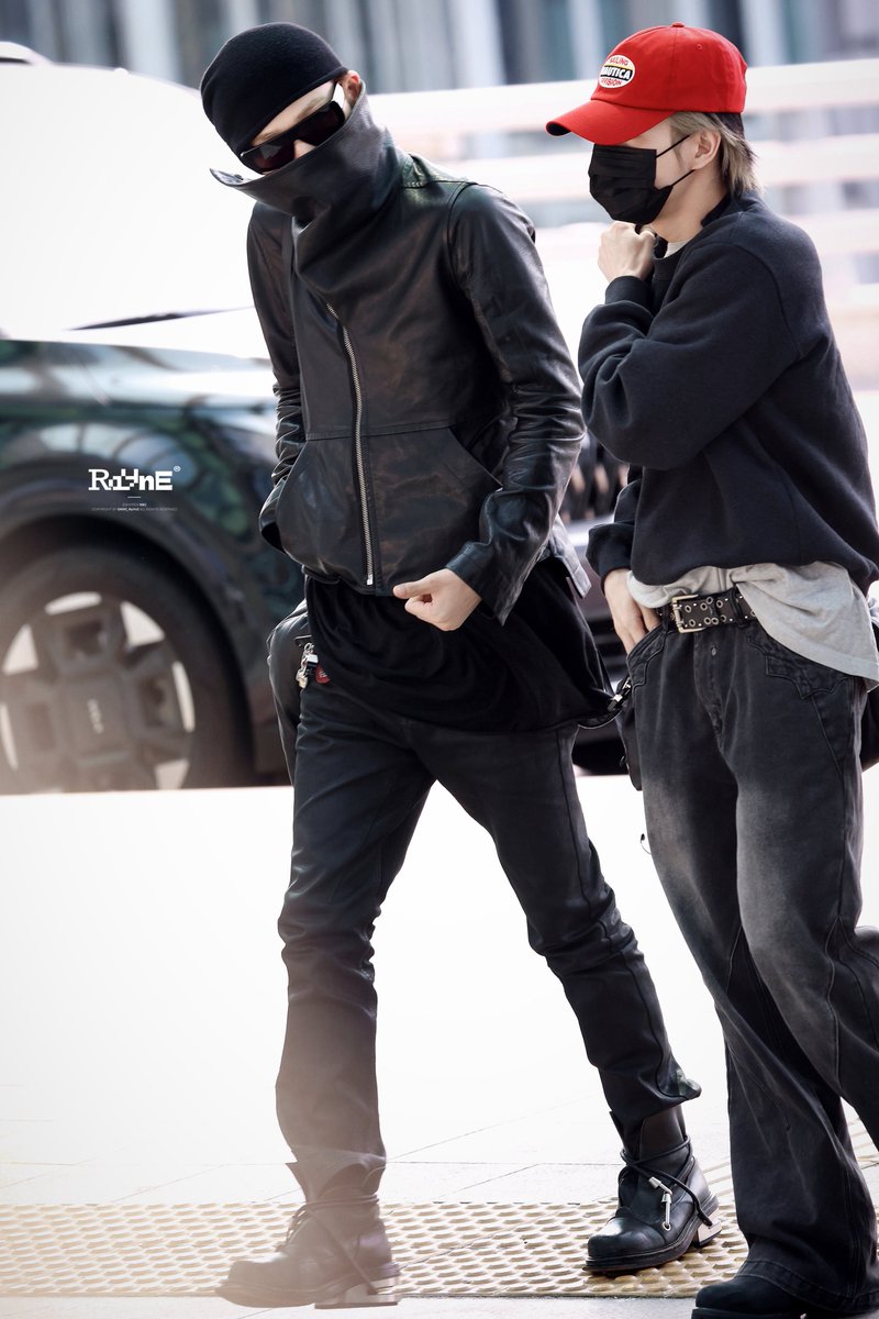 noocjita's tweet photo. "i miss his oversizes outfit" SHUT UP, WE LOVE NISHIMURA SKINNY JEANS RIKI!!!!! https://t.co/Nmk9pQAEMH
