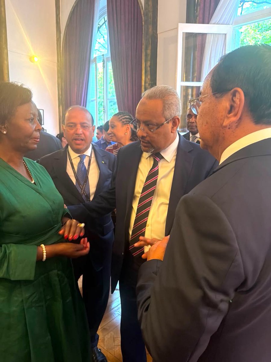 MAECIDJIBOUTI tweet picture