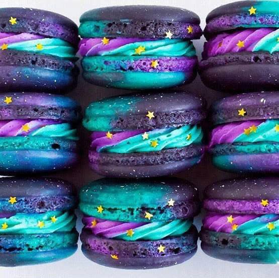 BlissfulLocal's tweet photo. Galaxy Macarons 🌌 https://t.co/Fe7szDu5rf