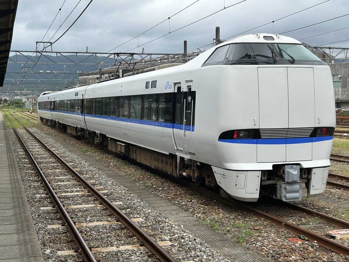 qQIIY6KoxS9NGB5's tweet photo. #7月最初のFF集合 
7月もよろしくお願いしますっ！ https://t.co/gz9xpEMMM6