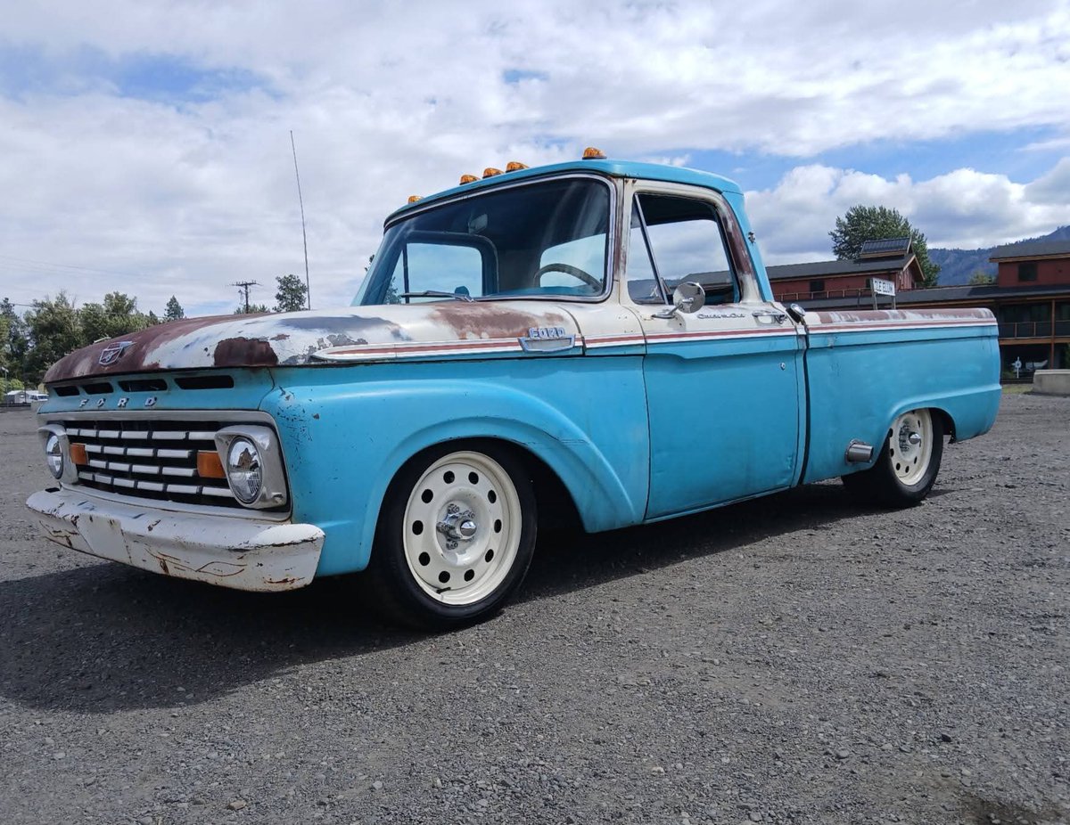 FrancesColt's tweet photo. A pretty classic Ford I seen in Eastern Wa this past weekend. https://t.co/2ZMM3SIDLV