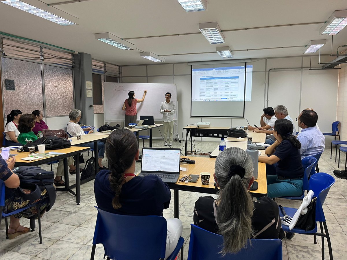 ProPacificoOrg's tweet photo. Participamos en la reunión mensual de la Plataforma Colaborativa para la Recuperación de la Cuenca Alta del #RíoCauca, un espacio que reúne a entidades públicas, privadas, academia y organizaciones sociales para impulsar acciones orientadas a la protección y recuperación de la cuenca.