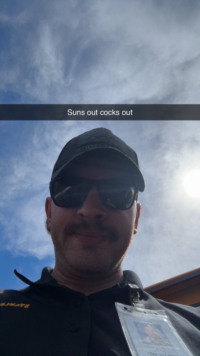 embee_us's tweet photo. QT a pic of you in sunglasses https://t.co/SSuSAATgk5
