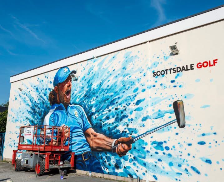 Bfly1972's tweet photo. How cool is this ahead of @TheOpen @royalbirkdale  our very own @TommyFleetwood1 💙⛳️🏌️#CantWaitForThis #ItsComingHome 💙
📸 Andrew Brown https://t.co/T4W2hhDRdX