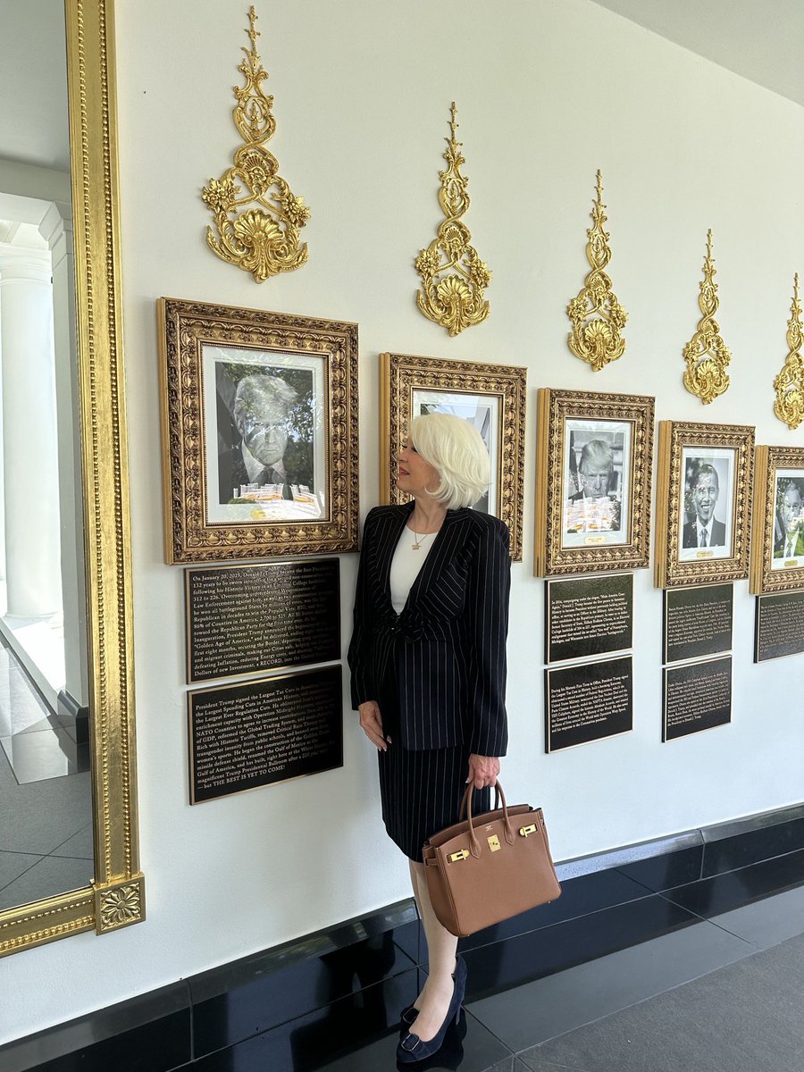 timothypeck's tweet photo. Tina Peters at the White House. https://t.co/sRs99frhdS