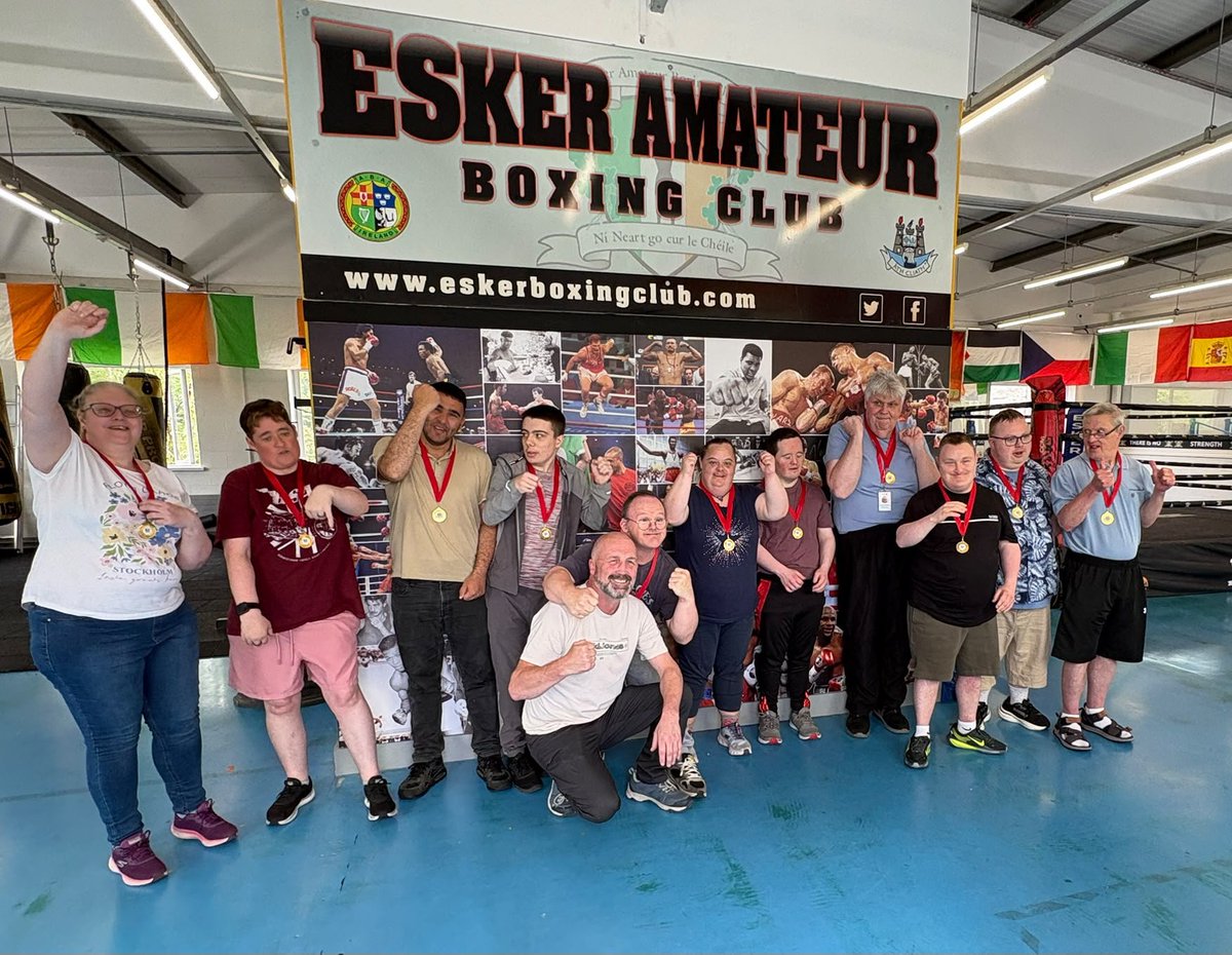 eskerabc's tweet photo. @rickygervais Hey Ricky, Ed Griffin here from Esker Boxing Club in County Dublin. We have recently celebrated our first year in our new clubhouse after 15 years of fighting for it. Is there any way of you posting or sending a short video to our 150 boxers? No worries if not!! https://t.co/RVAaUtEBwX