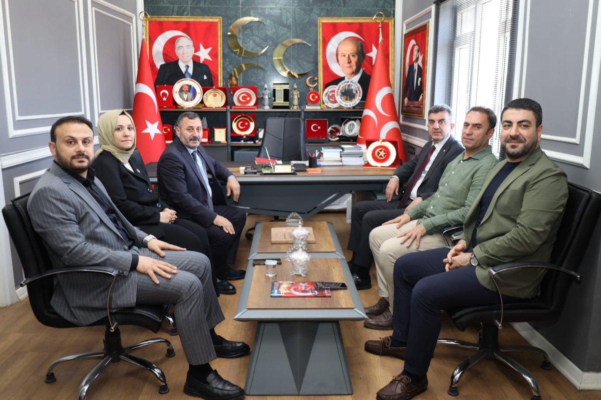 ZehraAy063's tweet photo. 📍MHP Şanlıurfa İl Başkanlığı

İl Başkanımız @milhamigunbegi, İlçe Başkanlarımız @avorhancelik,  @ElgunSuleyman ve @mbagmanci63 ile yönetim kurulu üyelerimizle birlikte, Milliyetçi Hareket Partisi Şanlıurfa İl Başkanı Sayın Osman Mutlu ve kıymetli yönetimine hayırlı olsun ziyaretinde bulunduk.

Nazik misafirperverlikleri için teşekkür ediyor; Cumhur İttifakı’nın birlik ve beraberliği içerisinde, Şanlıurfa’mız ve aziz milletimiz için omuz omuza çalışmaya, Türkiye Yüzyılı hedefleri doğrultusunda kararlılıkla yürümeye devam edeceğiz. 🇹🇷

#Cumhurİttifakı

@RTErdogan @dbdevletbahceli
@tugbaisikercan @tulaykaynarca
@eczosmanmutlu @Sanliurfa_MHP
@AKKADINGM @akpartiurfa