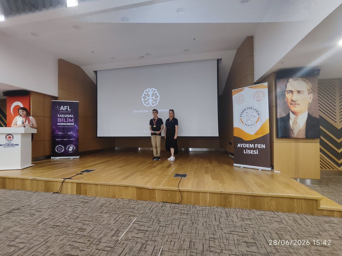 AYDEMFenLisesi's tweet photo. AYDEM Fen Lisesi Aziz SANCAR matematik ve fen olimpiyatları ödül töreni. @tcmeb @denizlimem @emre_caliskan @bakityusuf https://t.co/AU1rkwiYjw