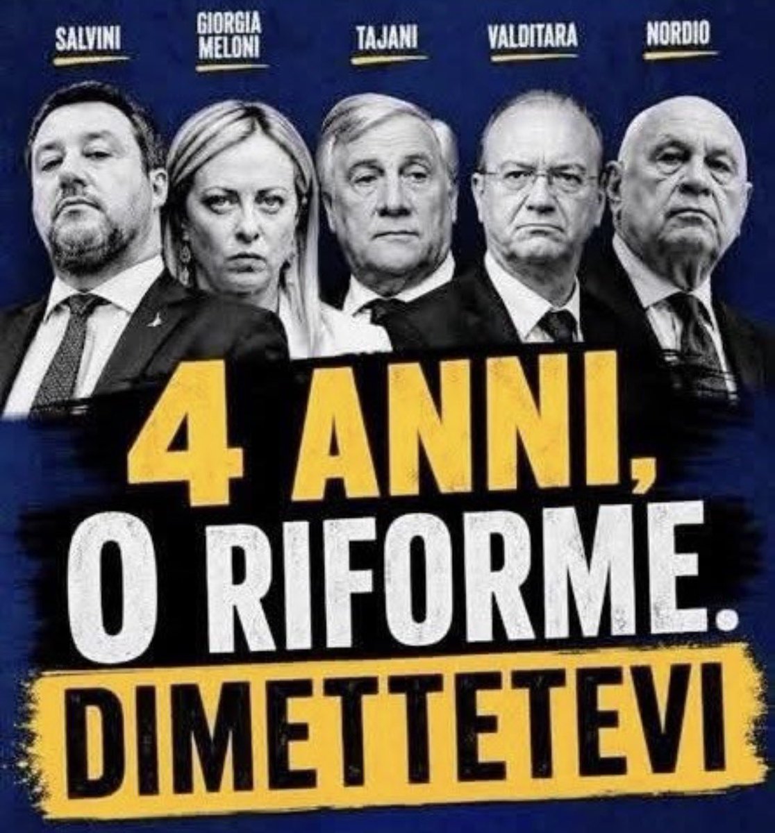 Piterb70's tweet photo. @forza_italia Oltre tutte le forze dell'ordine anche al corpo dei vigili del fuoco nn avete aumentato lo stipendio,solo i vostri nonostante le figure di mmerda quotidiane e gli inutili compensi x inutili ministri,pagliacci https://t.co/2LZqLn7cGm