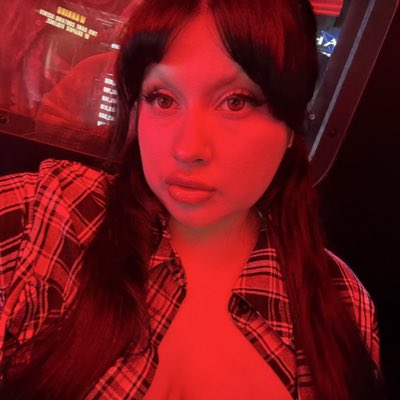 lucyloone's tweet photo. #NewProfilePic https://t.co/mcokkxcc1S