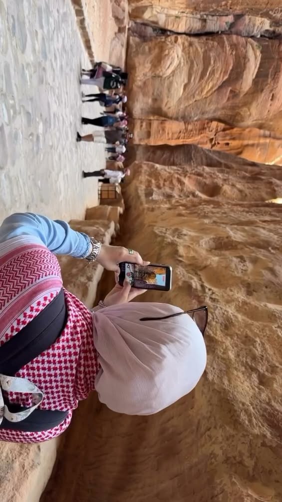 BUEJordan's tweet photo. Petra❤️🇯🇴 #VisitJordan #GoJordan #Jordan https://t.co/ZS2stehEZF