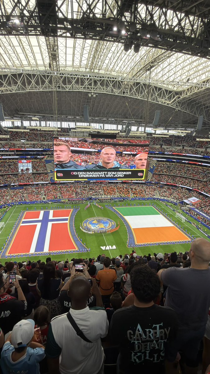 JTre17's tweet photo. #FIFAWorldCup game 3 that I’ve attended 
Norway 🇳🇴 vs Ivory Coast 🇨🇮 https://t.co/c7rbf9pwoH