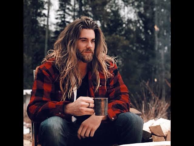 BatmanDarks's tweet photo. ¿Alguien gusta una taza de café?

(Jura no anda desaparecido de nuevo.) https://t.co/arK8kr4IVK