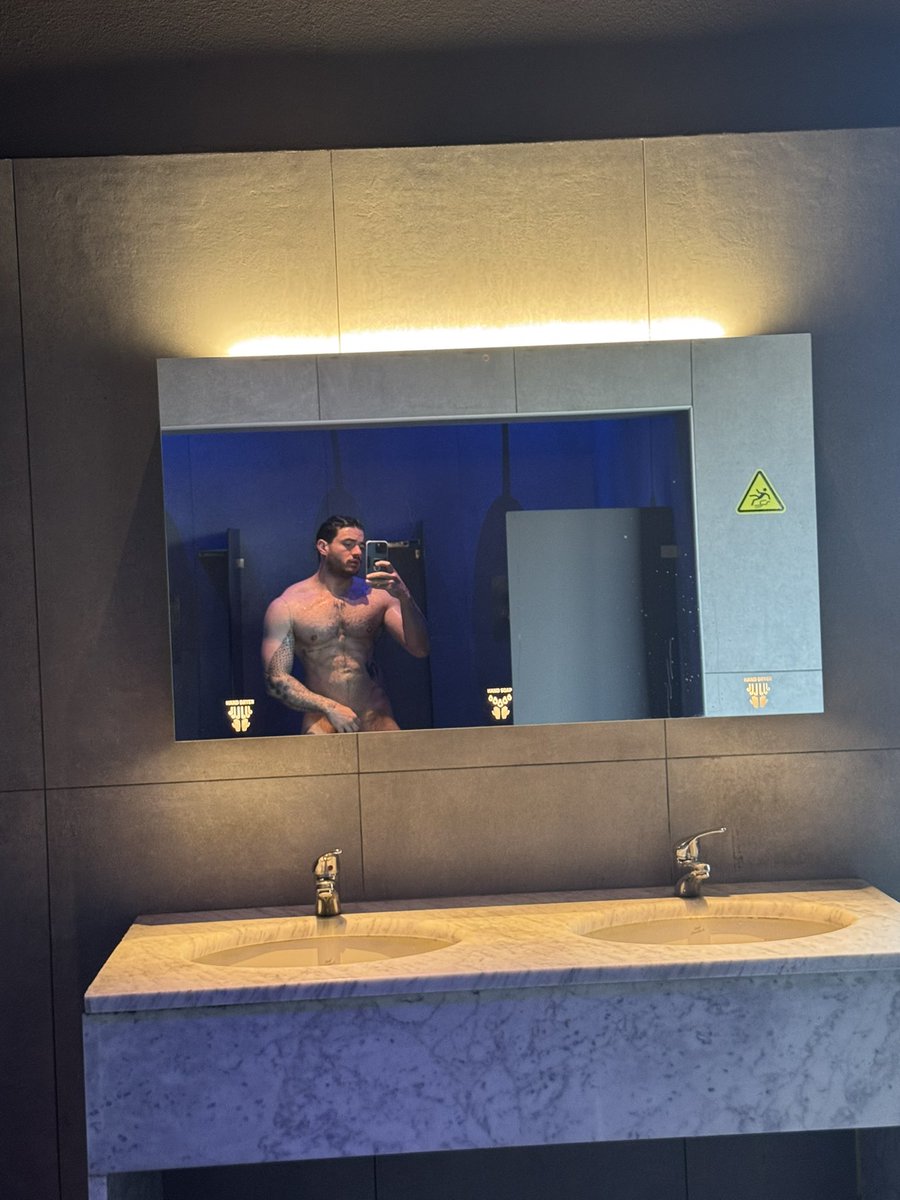 Ludo_grilli00's tweet photo. 🥴 https://t.co/F98QlzL9qw