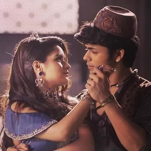 bindumatixstan's tweet photo. my alasmine <3

#Alasmine #Sidneet #Yasmine #Aladdin #AvneetKaur #SiddharthNigam #Sidneetians https://t.co/vcIqhUN1gl