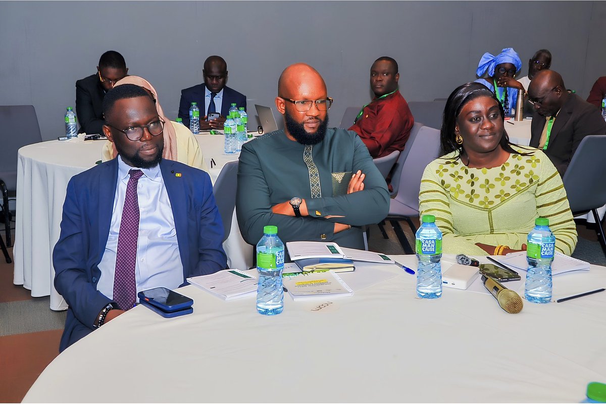 Mepsenegal's tweet photo. Le Dr El Hadji Abdourahmane DIOUF, a ouvert la 3ᵉ édition du Forum national sur la gouvernance du secteur extractif. 
Deux jours d’échanges pour une gestion transparente, responsable et créatrice de valeur des ressources naturelles. 

#MEP #Sénégal #ITIESénégal #NRGI https://t.co/CK6Kw8g3he