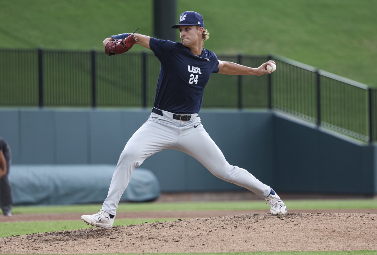 HailStateBB's tweet photo. Jack Bauer and Jacob Parker last night for @USABaseballCNT Stripes 🇺🇸

▪️ Bauer: 2.0 IP, 2 H, 0 R, 3 K
▪️ Parker: 1-4, HR, R, RBI

#HailState | @J2ckB4uer @Parker13Jake https://t.co/LLj8Vqfnsq
